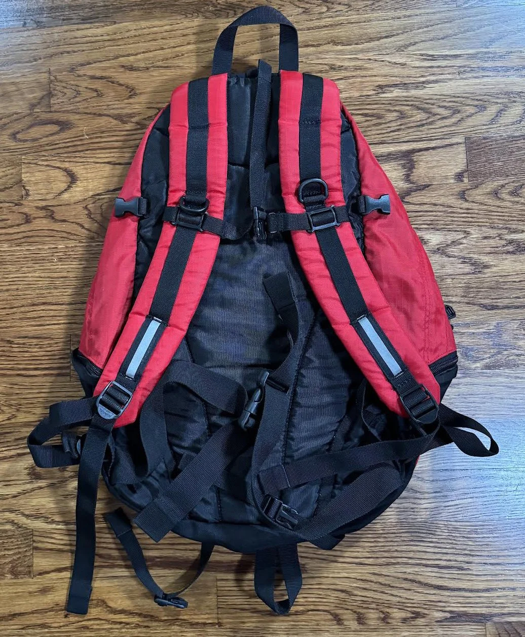 Vintage Gap Tech Red / Black Backpack — RootsBK